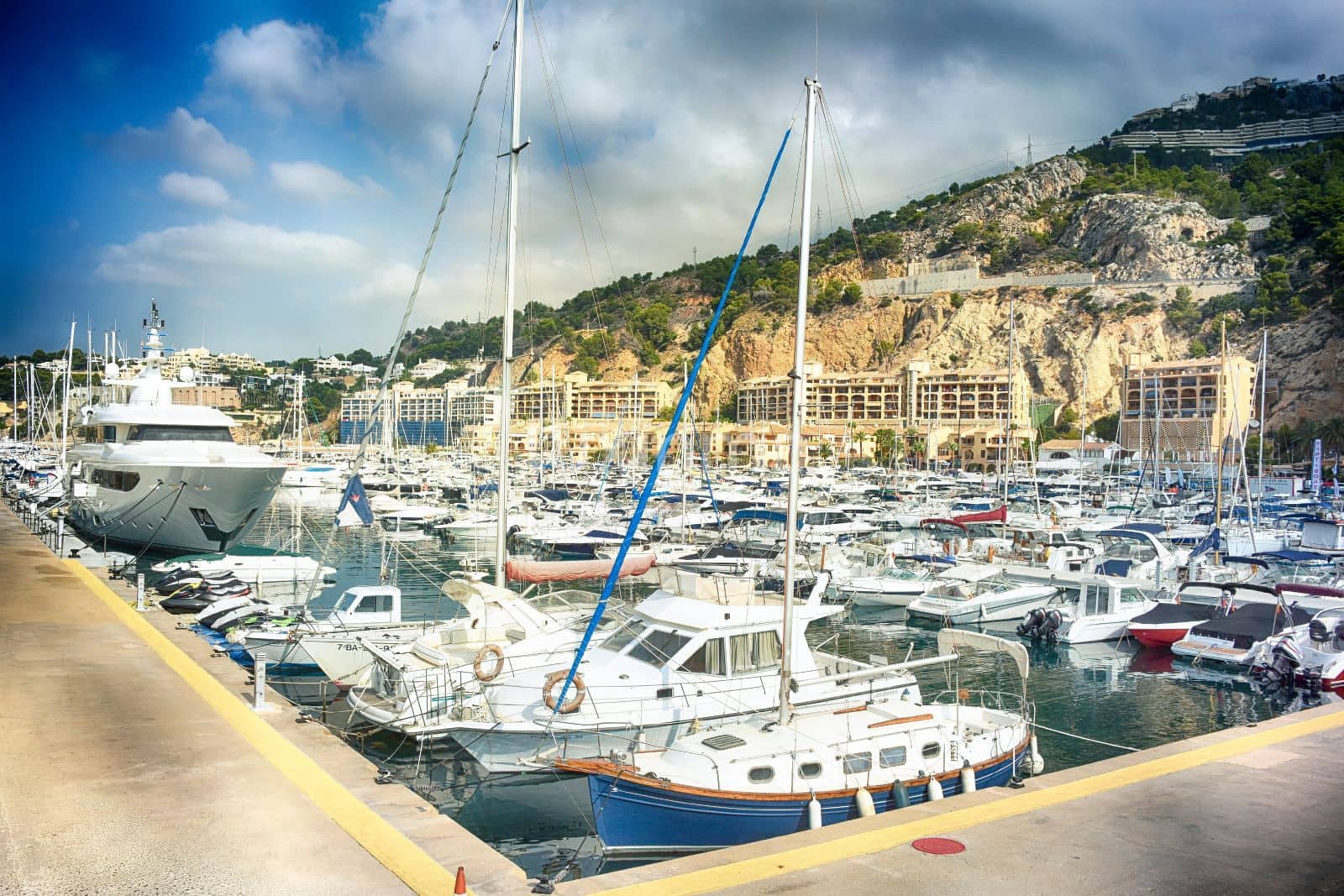 6 soveværelse Villa til salg i Altea med swimmingpool garage - € 6.300.000 (Ref: 8836145)