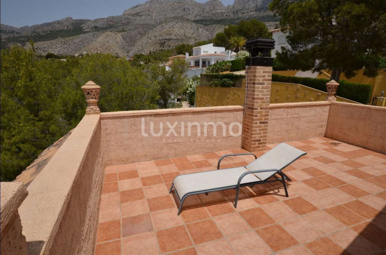 4 soverom Villa til salgs i Altea med svømmebasseng garasje - € 630 000 (Ref: 8836147)