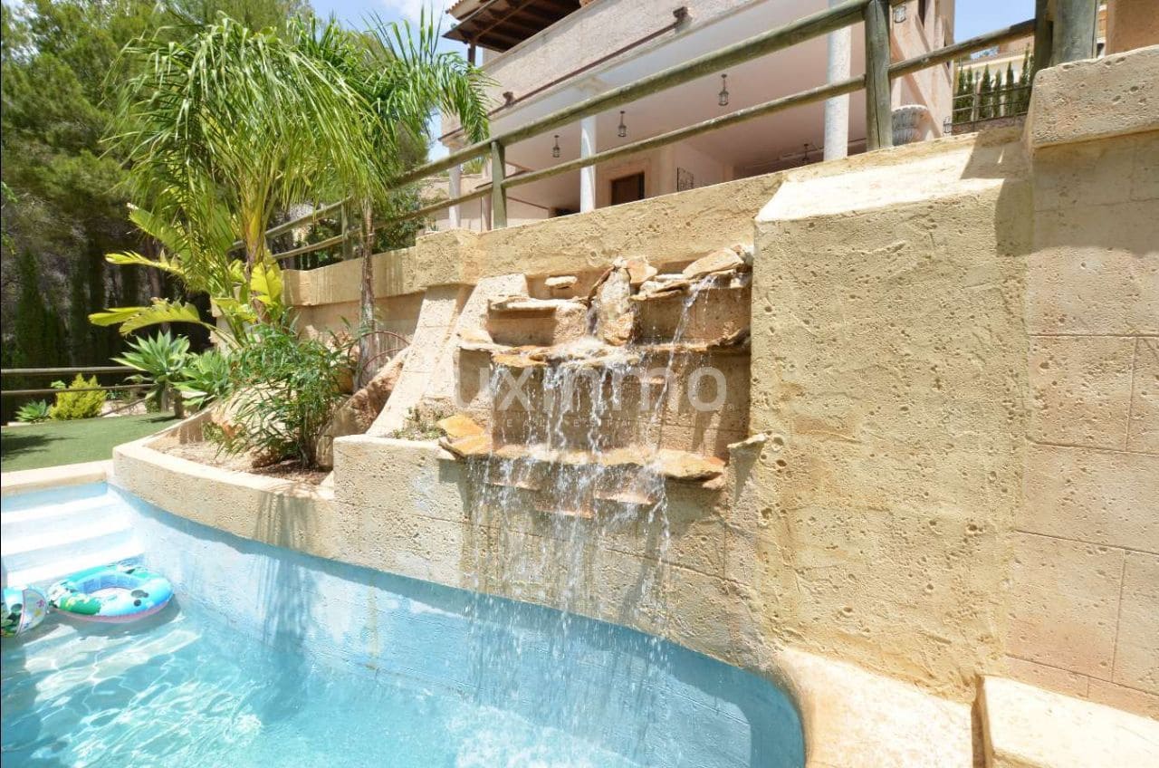 4 soverom Villa til salgs i Altea med svømmebasseng garasje - € 630 000 (Ref: 8836147)