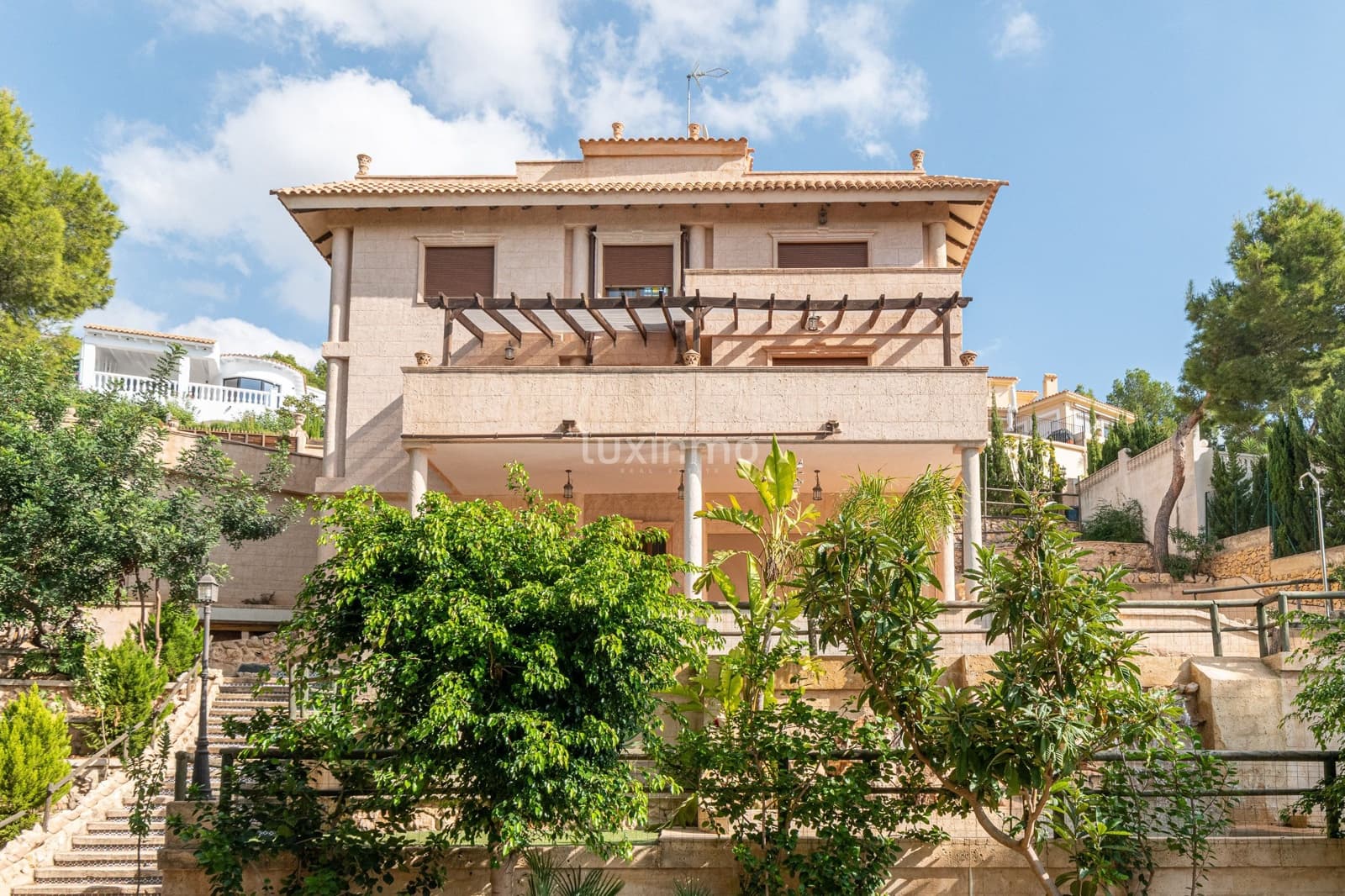 4 soverom Villa til salgs i Altea med svømmebasseng garasje - € 630 000 (Ref: 8836147)