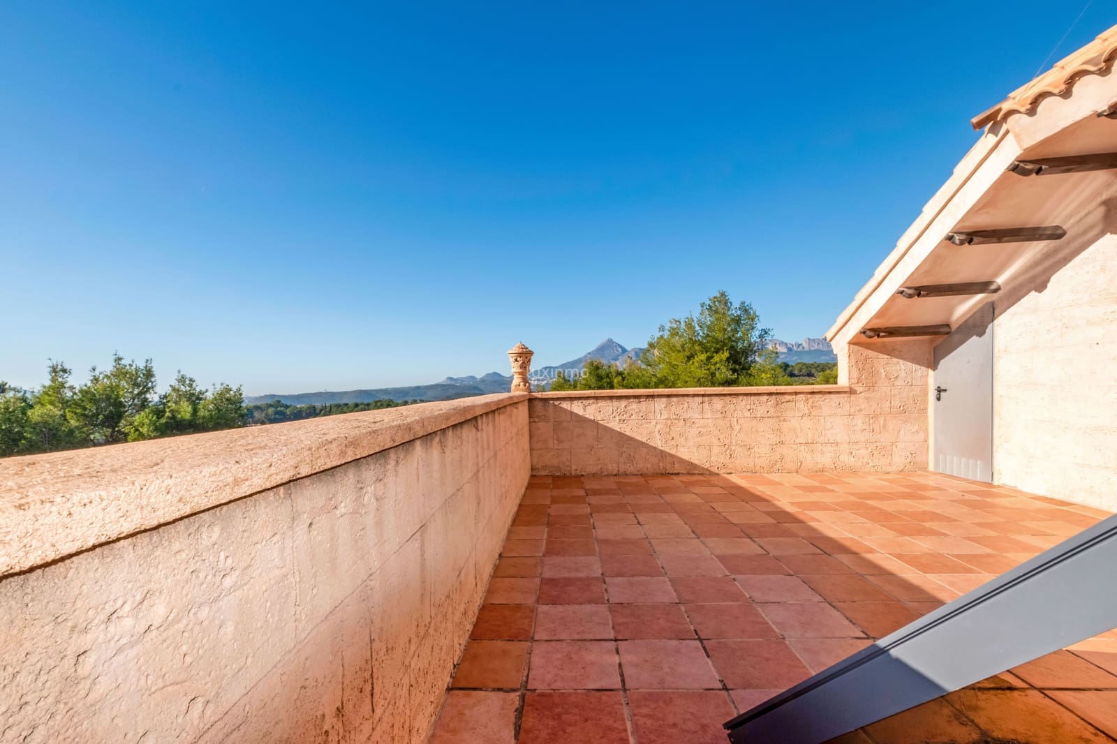 4 soverom Villa til salgs i Altea med svømmebasseng garasje - € 630 000 (Ref: 8836147)