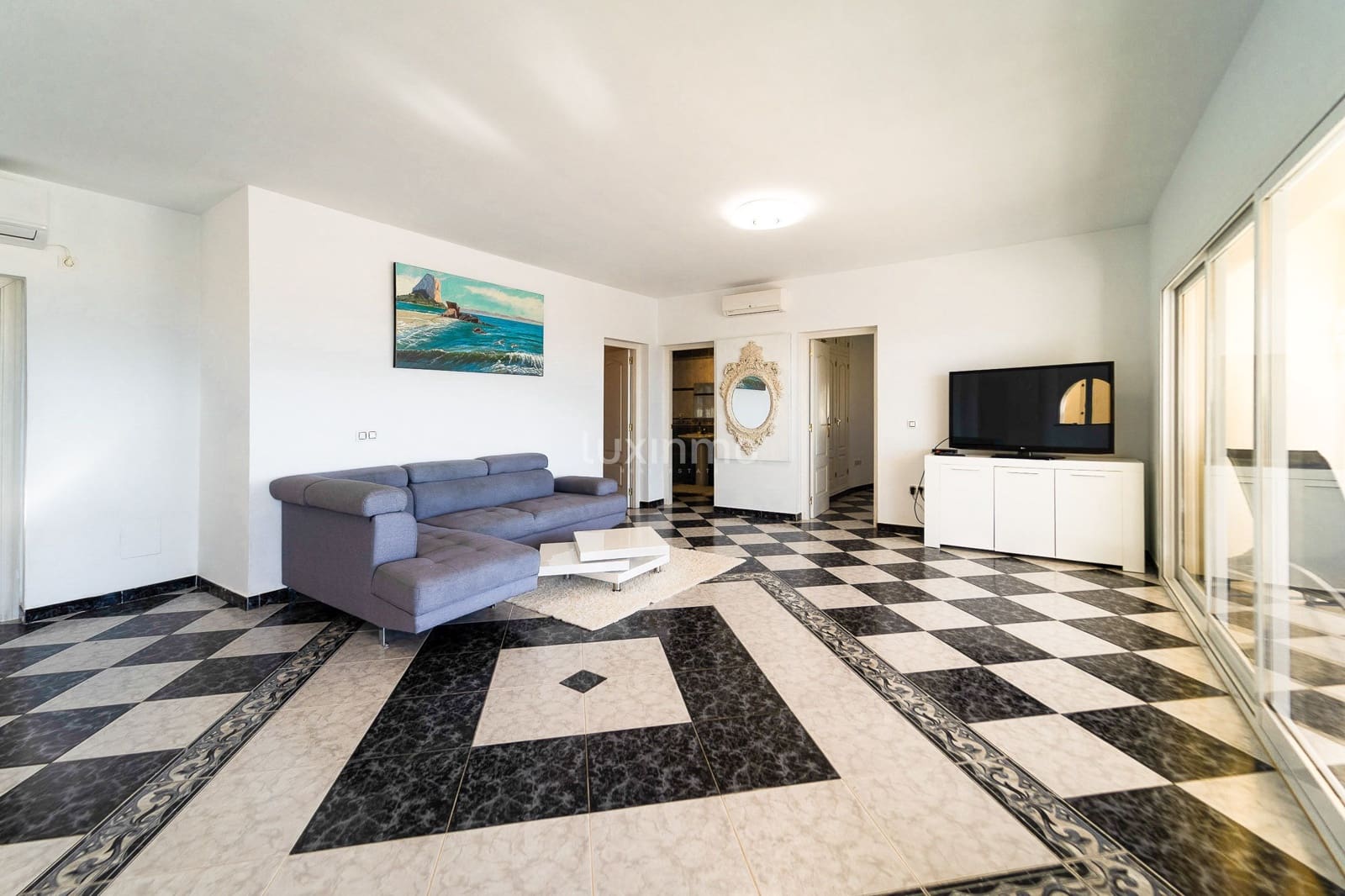 4 sovrum Villa till salu i Calpe / Calp med pool garage - 1 250 000 € (Ref: 8836157)