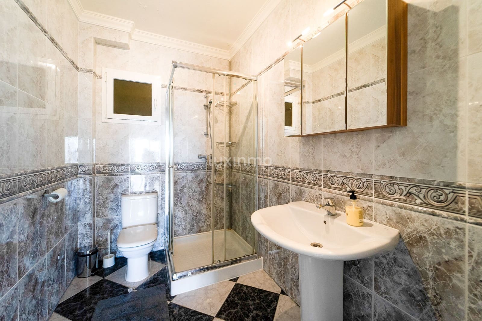 4 sovrum Villa till salu i Calpe / Calp med pool garage - 1 250 000 € (Ref: 8836157)