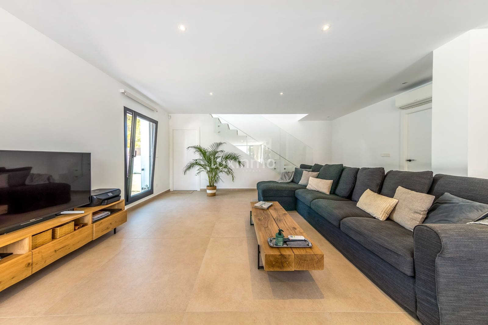 4 soveværelse Villa til salg i Alfaz del Pi / L'Alfas del Pi med swimmingpool garage - € 1.175.000 (Ref: 8836160)