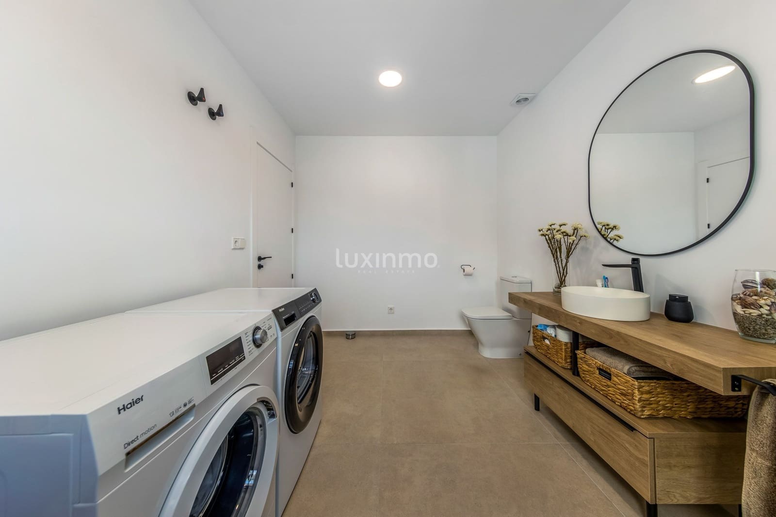 4 soveværelse Villa til salg i Alfaz del Pi / L'Alfas del Pi med swimmingpool garage - € 1.175.000 (Ref: 8836160)