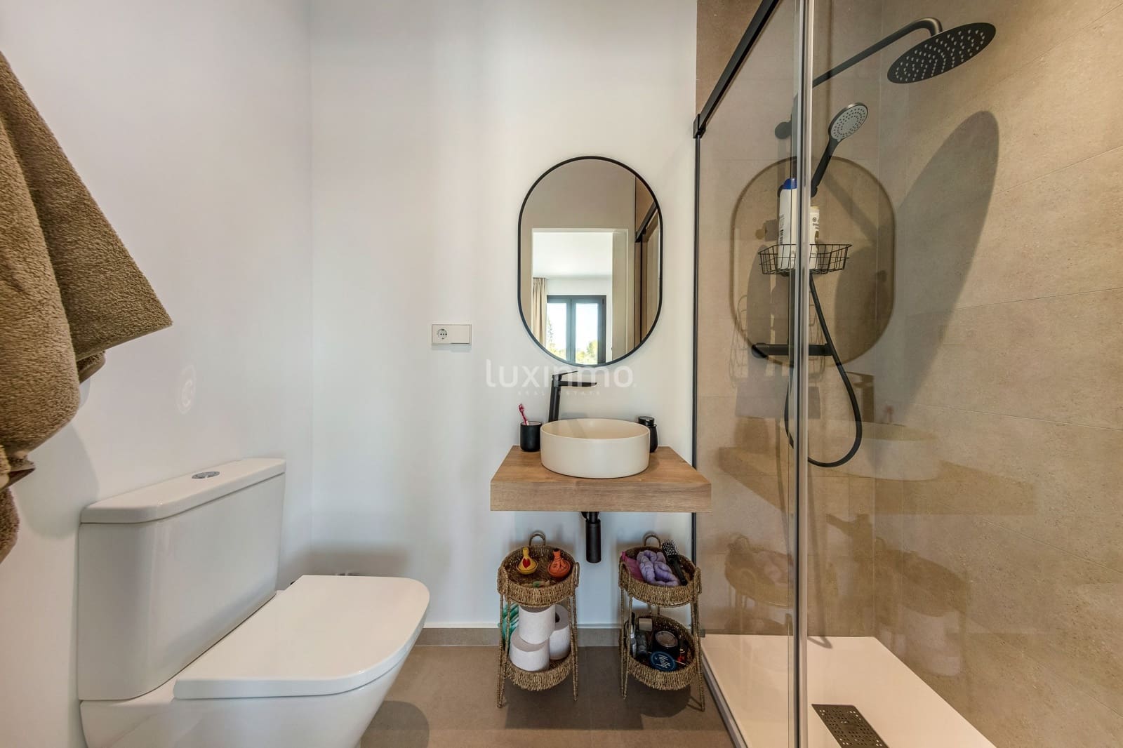 4 soveværelse Villa til salg i Alfaz del Pi / L'Alfas del Pi med swimmingpool garage - € 1.175.000 (Ref: 8836160)