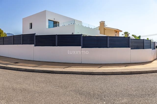 4 bedroom Villa for sale in Alfaz del Pi / L'Alfàs del Pi with pool garage - € 1,175,000 (Ref: 8836160)