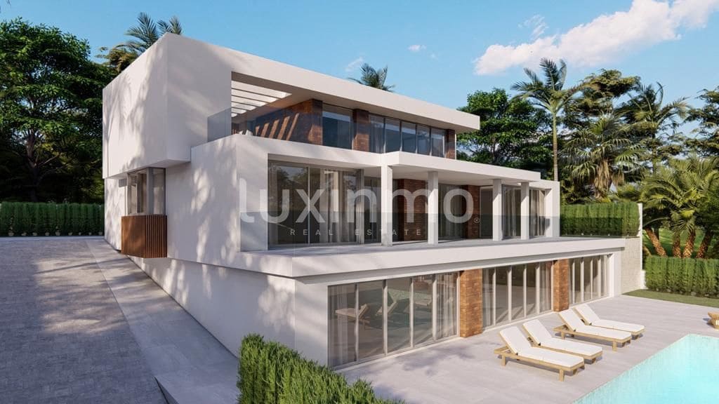 4 bedroom Villa for sale in Altea with pool garage - € 2,690,000 (Ref: 8836163)
