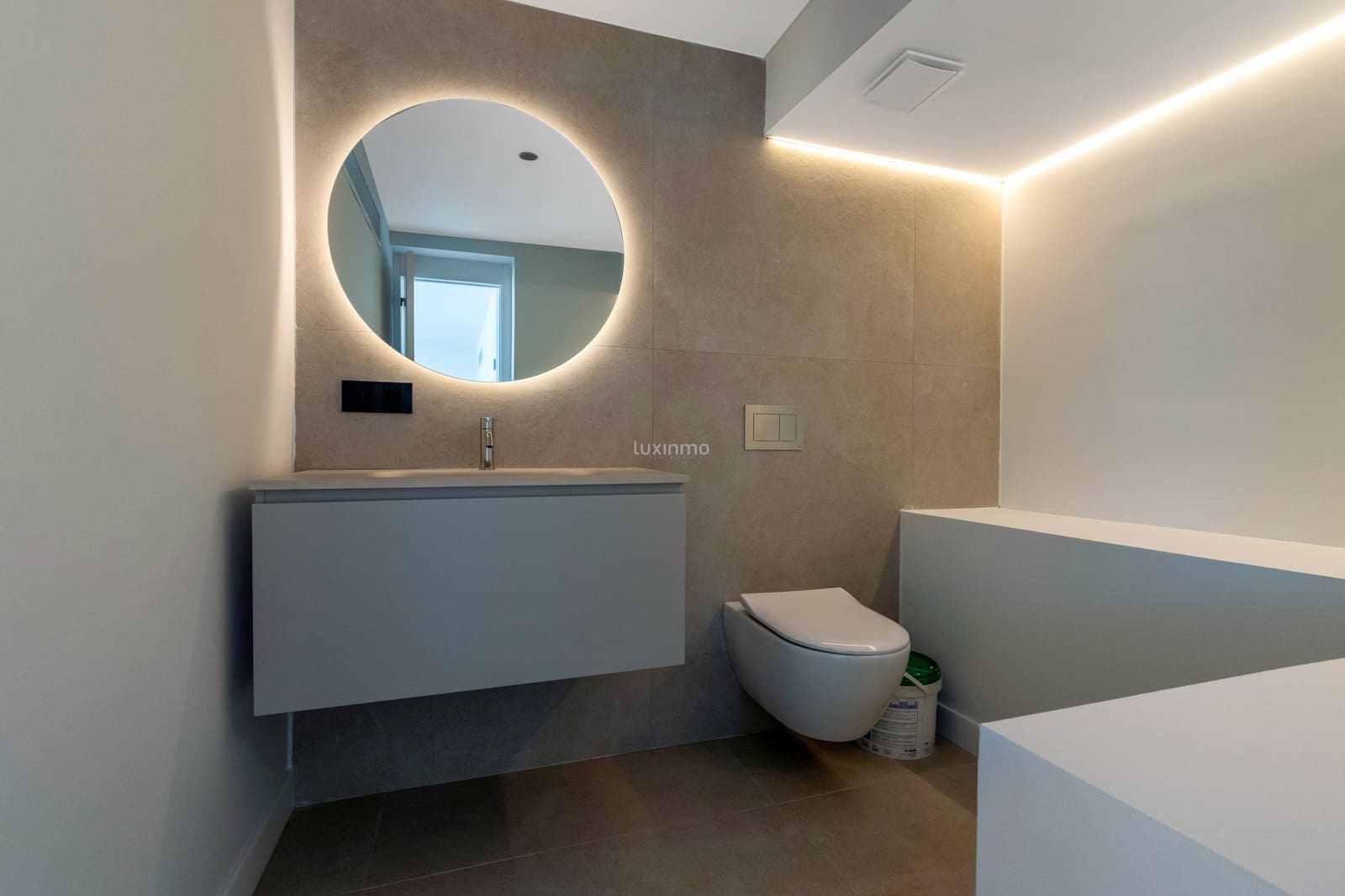 4 bedroom Villa for sale in Altea with pool garage - € 2,600,000 (Ref: 8836163)