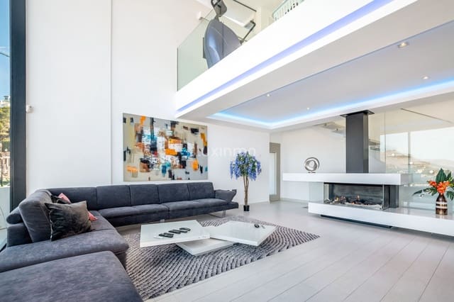 6 bedroom Villa for sale in Altea with pool garage - € 2,700,000 (Ref: 8838185)