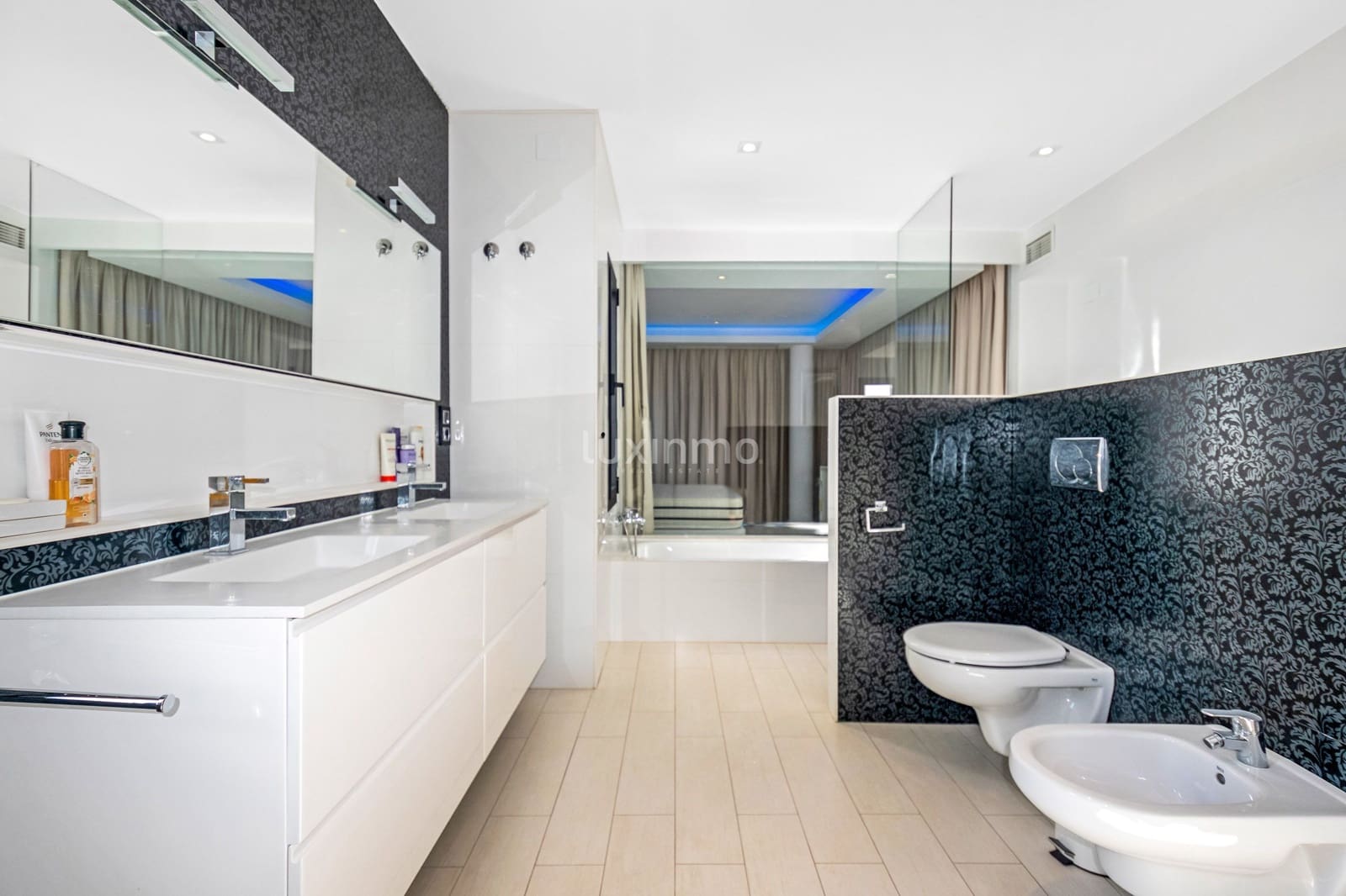 6 soveværelse Villa til salg i Altea med swimmingpool garage - € 2.700.000 (Ref: 8838185)