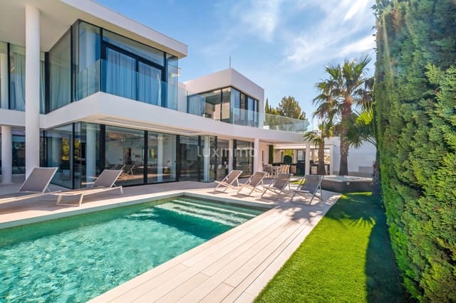 6 bedroom Villa for sale in Altea with pool garage - € 2,700,000 (Ref: 8838185)