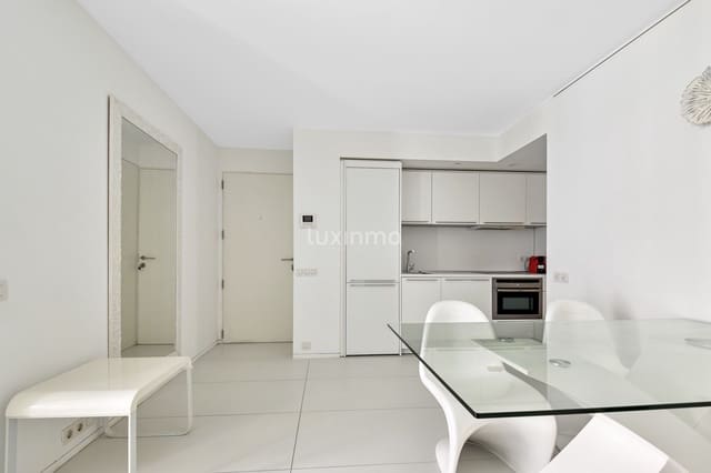 2 soverom Leilighet til salgs i Ibiza by med svømmebasseng garasje - € 575 000 (Ref: 8838186)