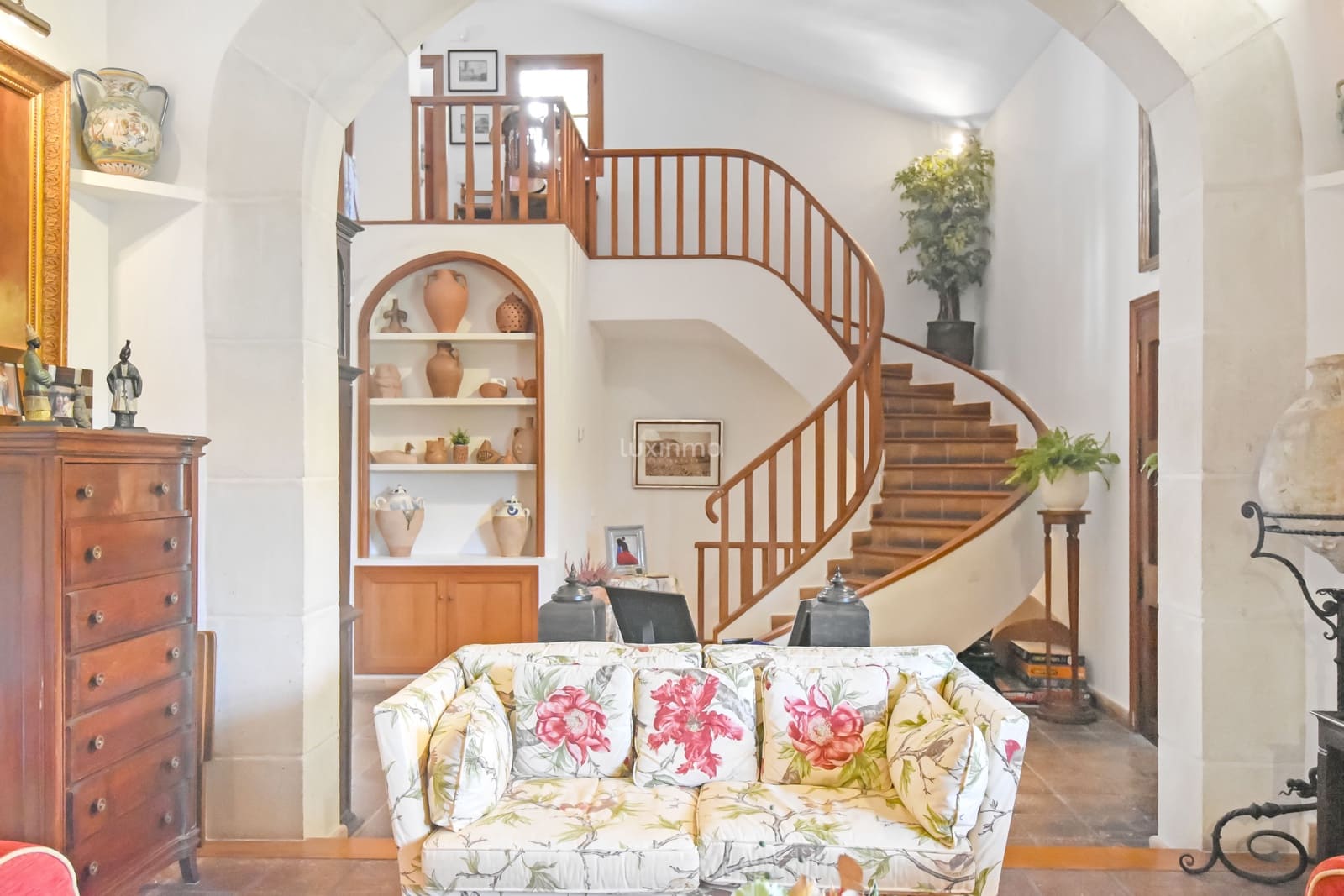 5 slaapkamer Villa te koop in Alicante stad met zwembad garage - € 1.550.000 (Ref: 8838205)