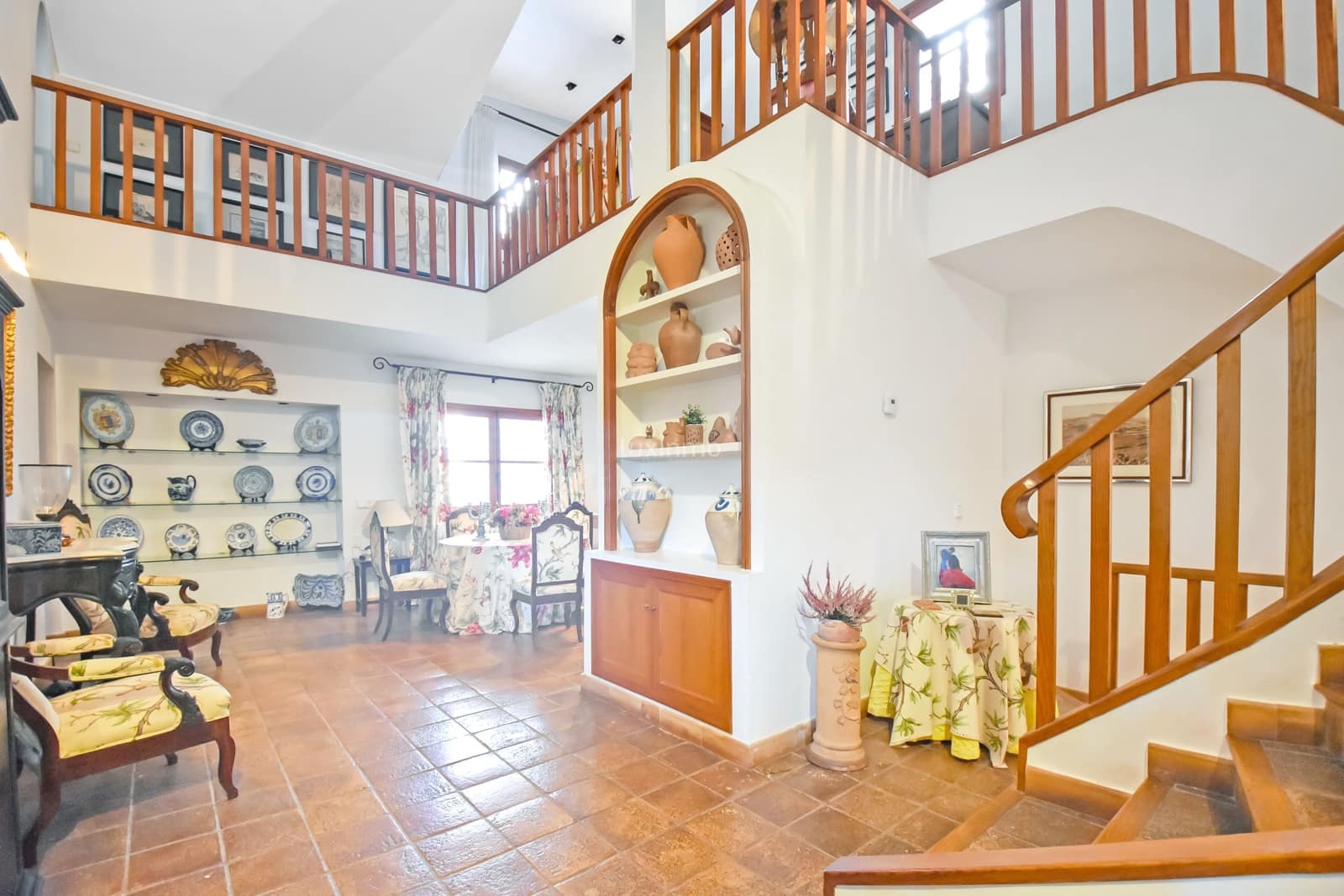 5 slaapkamer Villa te koop in Alicante stad met zwembad garage - € 1.550.000 (Ref: 8838205)