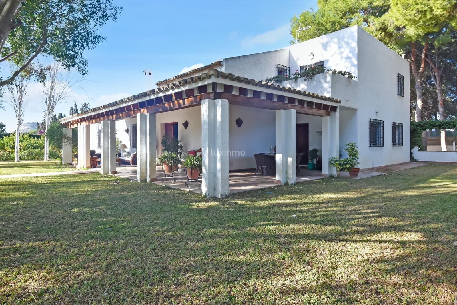 5 slaapkamer Villa te koop in Alicante stad met zwembad garage - € 1.550.000 (Ref: 8838205)