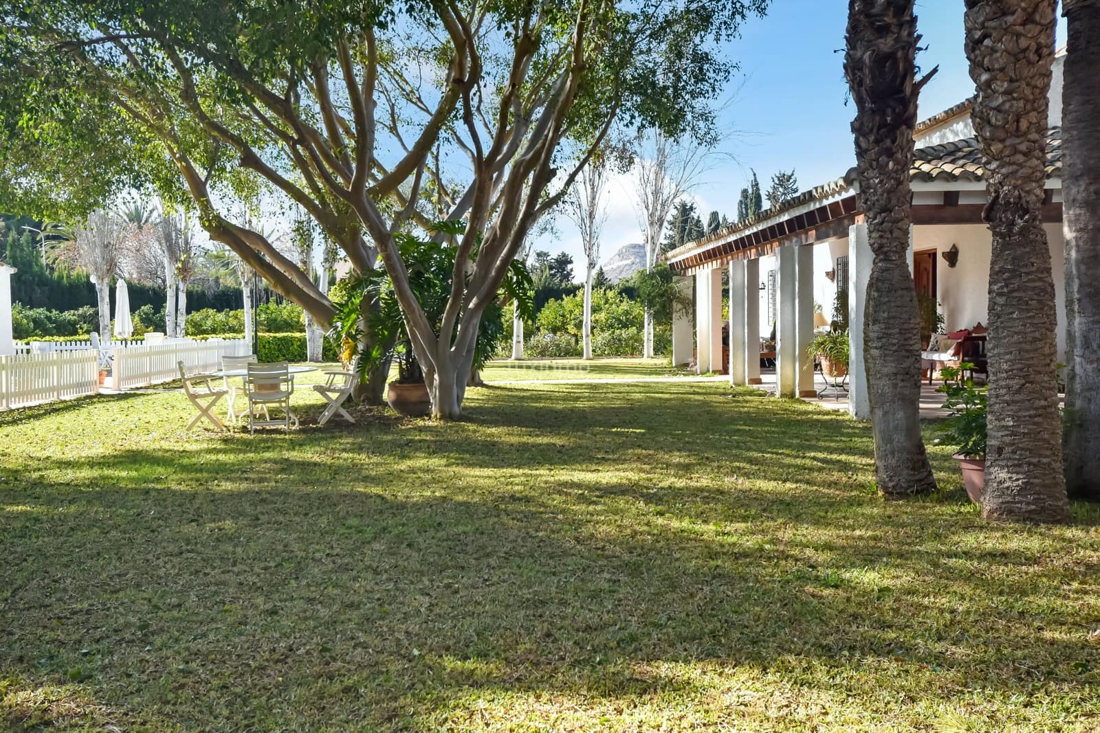 5 slaapkamer Villa te koop in Alicante stad met zwembad garage - € 1.550.000 (Ref: 8838205)