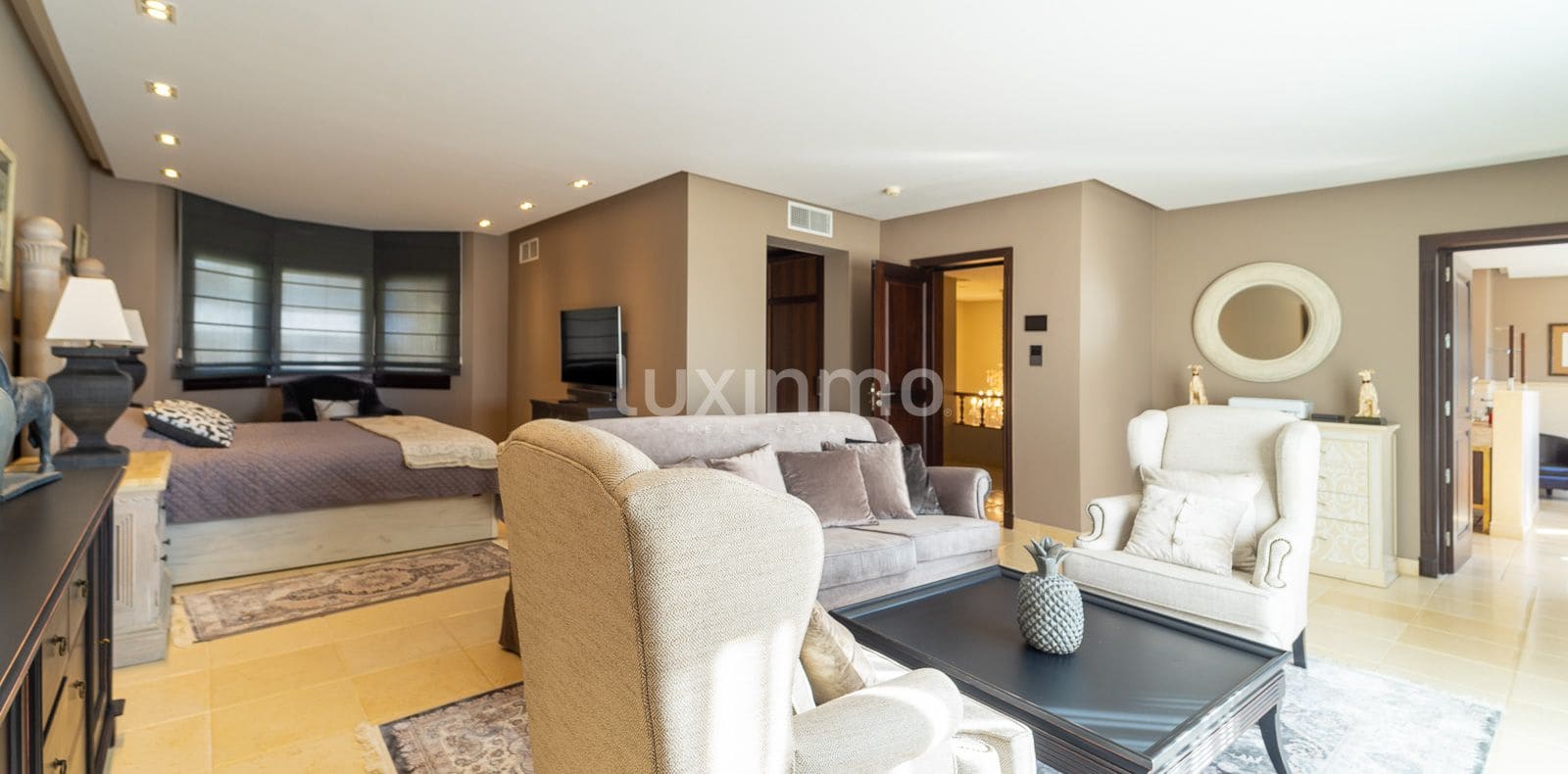 5 bedroom Villa for sale in Altea with pool garage - € 2,800,000 (Ref: 8838210)