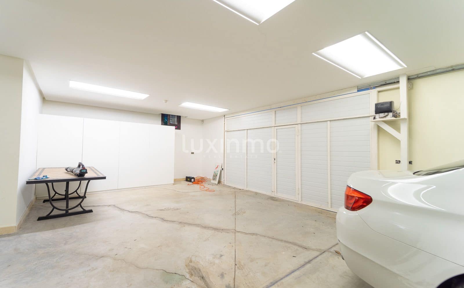 5 bedroom Villa for sale in Altea with pool garage - € 2,800,000 (Ref: 8838210)