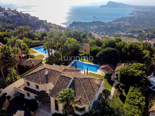 5 Zimmer Villa zu verkaufen in Altea mit Pool Garage - 2.800.000 € (Ref: 8838210)