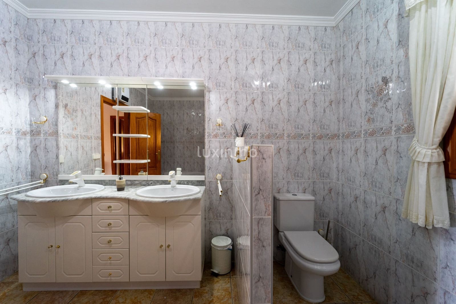 6 sovrum Villa till salu i Calpe / Calp med pool garage - 1 165 000 € (Ref: 8838222)