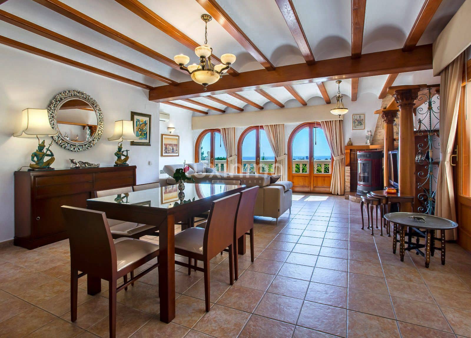 6 sovrum Villa till salu i Calpe / Calp med pool garage - 1 165 000 € (Ref: 8838222)