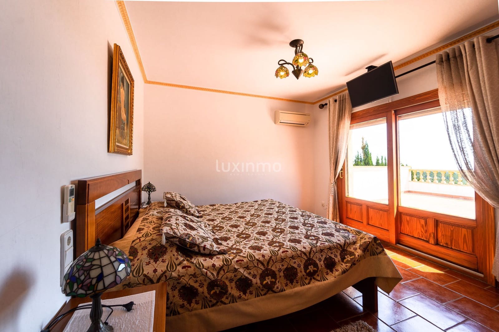 6 sovrum Villa till salu i Calpe / Calp med pool garage - 1 165 000 € (Ref: 8838222)