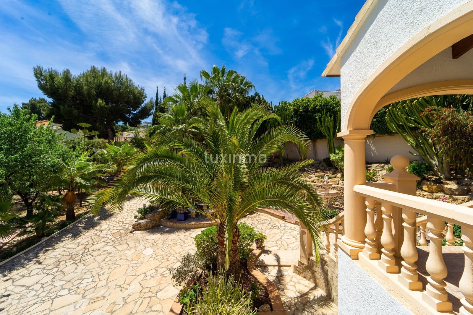 6 sovrum Villa till salu i Calpe / Calp med pool garage - 1 165 000 € (Ref: 8838222)