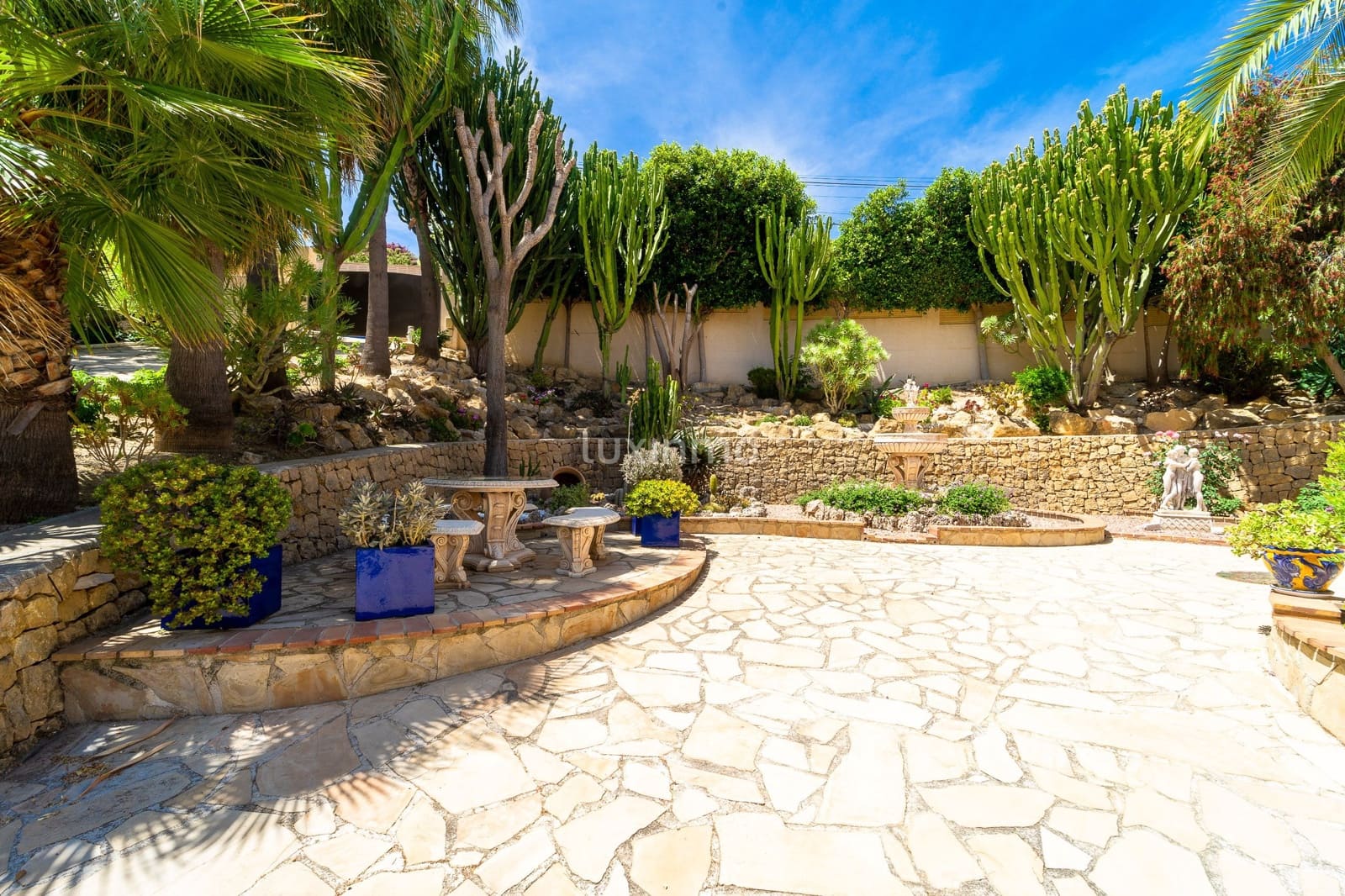 6 sovrum Villa till salu i Calpe / Calp med pool garage - 1 165 000 € (Ref: 8838222)