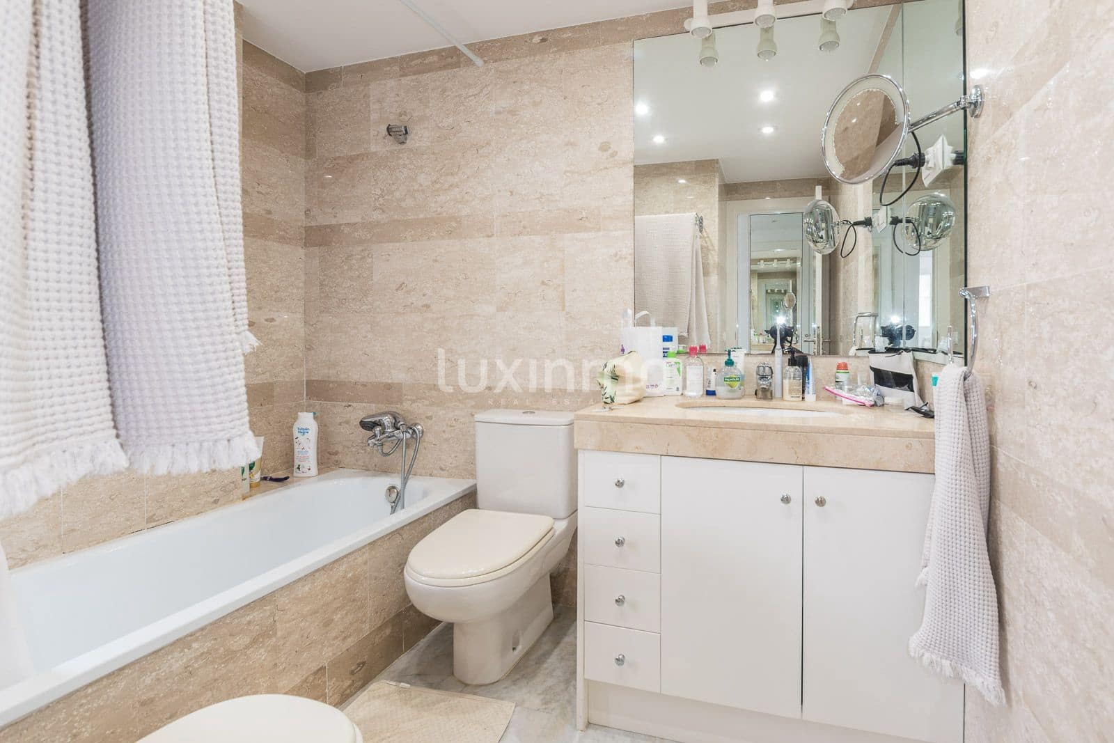 2 Zimmer Apartment zu vermieten in Ibiza / Eivissa Stadt mit Pool Garage - 9.000 € (Ref: 8838223)