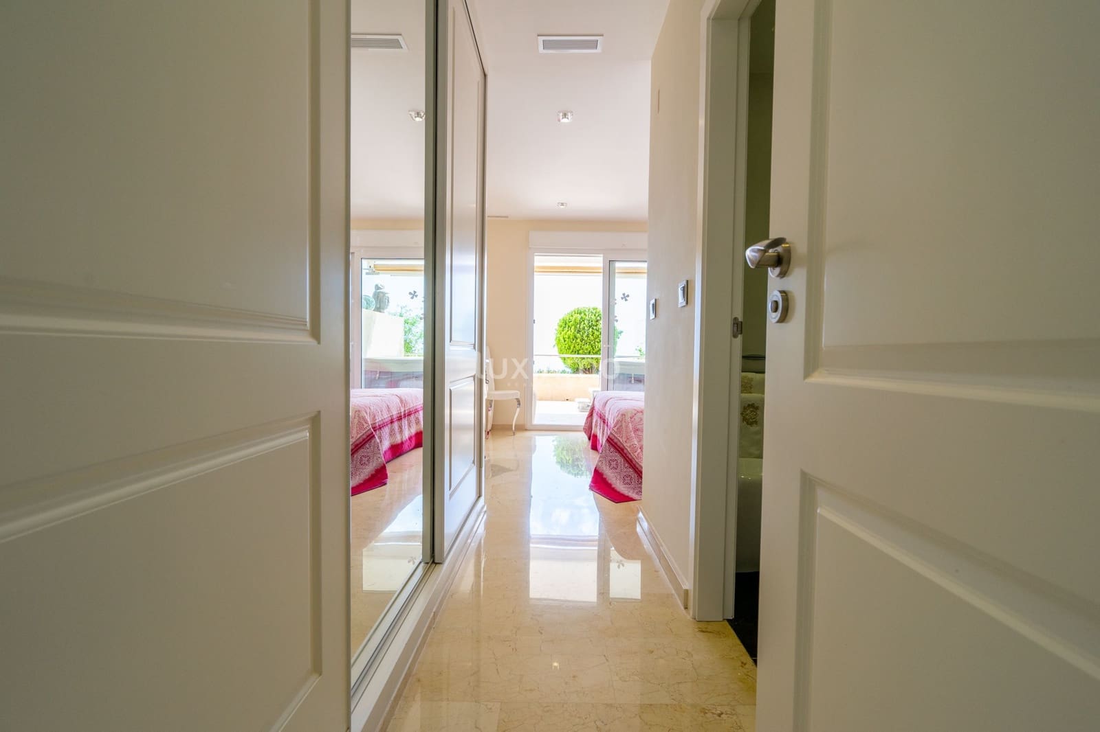 4 sypialnia Apartament na sprzedaż w Altea z basenem garażem - 750 000 € (Ref: 8838227)