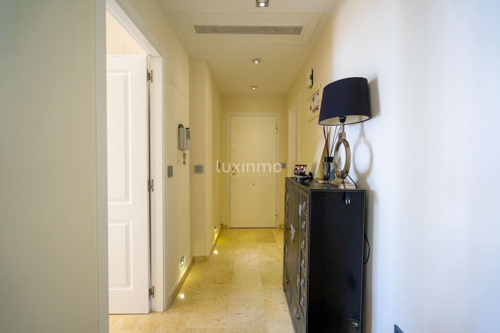 4 sypialnia Apartament na sprzedaż w Altea z basenem garażem - 750 000 € (Ref: 8838227)