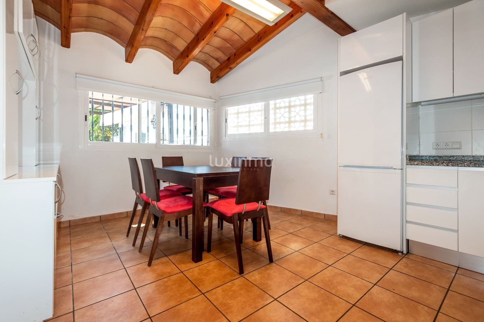 9 soveværelse Villa til salg i Alfaz del Pi / L'Alfas del Pi med swimmingpool garage - € 1.075.000 (Ref: 8840511)