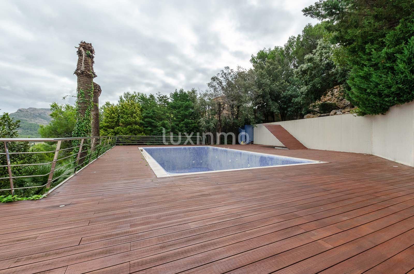 5 soveværelse Villa til leje i Denia med swimmingpool garage - € 10.000 (Ref: 8840537)