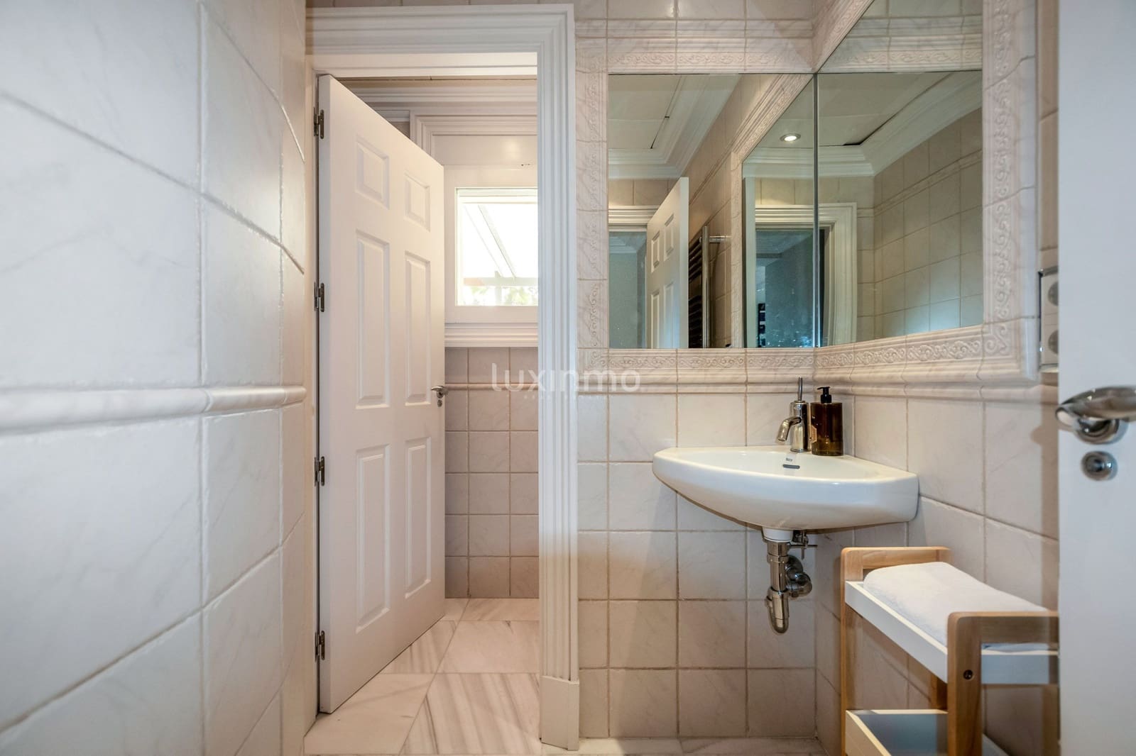 8 bedroom Villa for sale in Altea with pool garage - € 2,700,000 (Ref: 8841902)