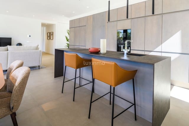 3 soverom Villa til salgs i Orihuela med svømmebasseng - € 1 385 000 (Ref: 8842982)