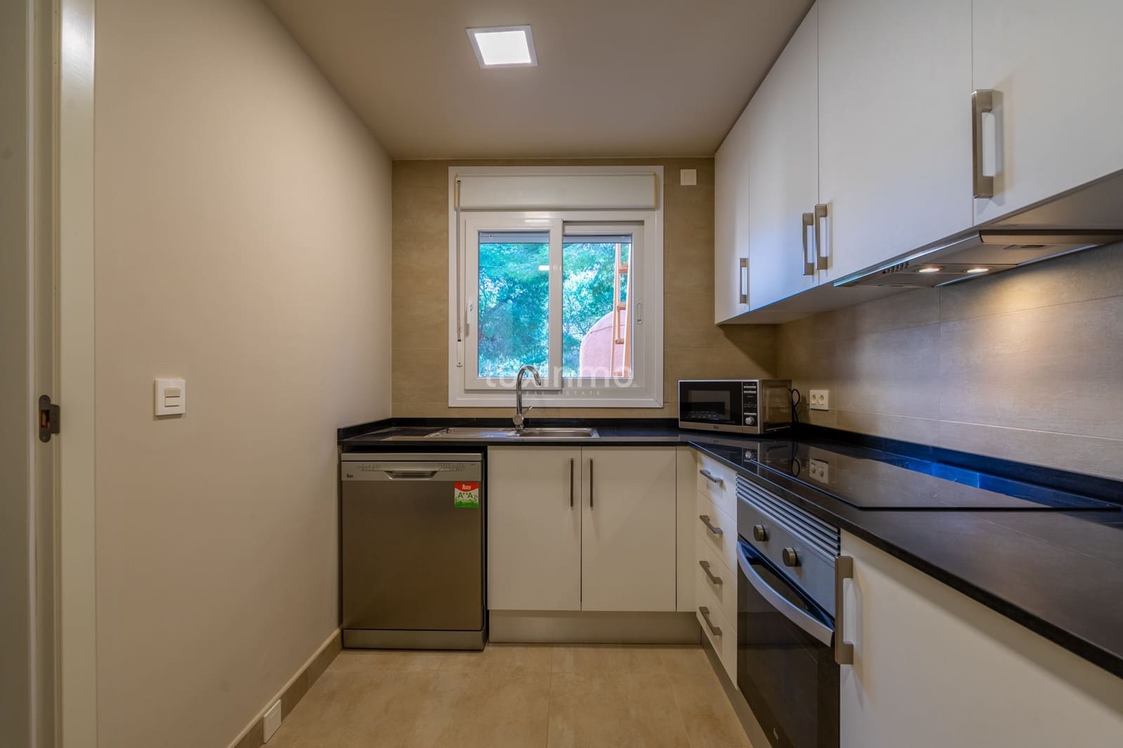 2 soveværelse Penthouse til salg i Moraira med swimmingpool garage - € 390.000 (Ref: 8842983)