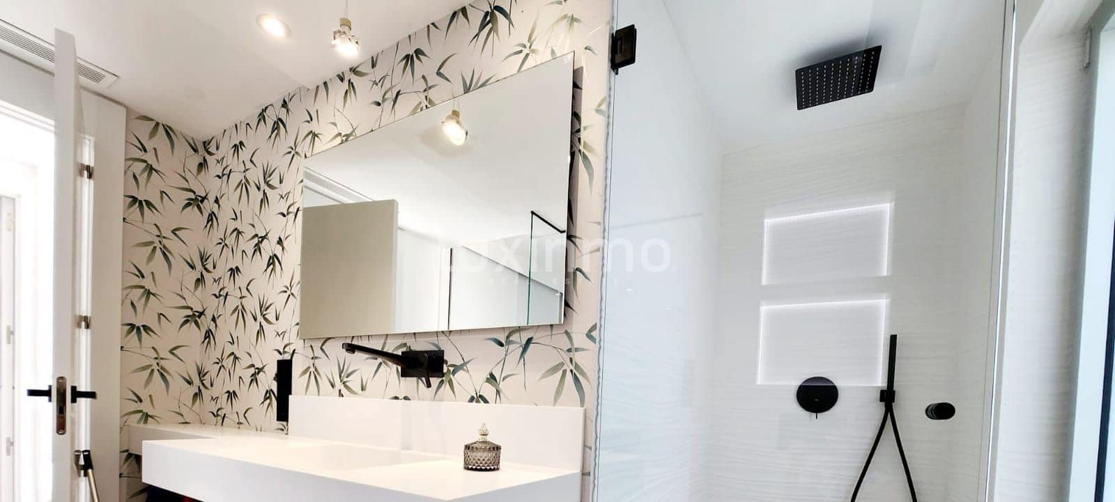 3 soverom Penthouse til salgs i Ibiza by med svømmebasseng garasje - € 1 760 000 (Ref: 8842995)