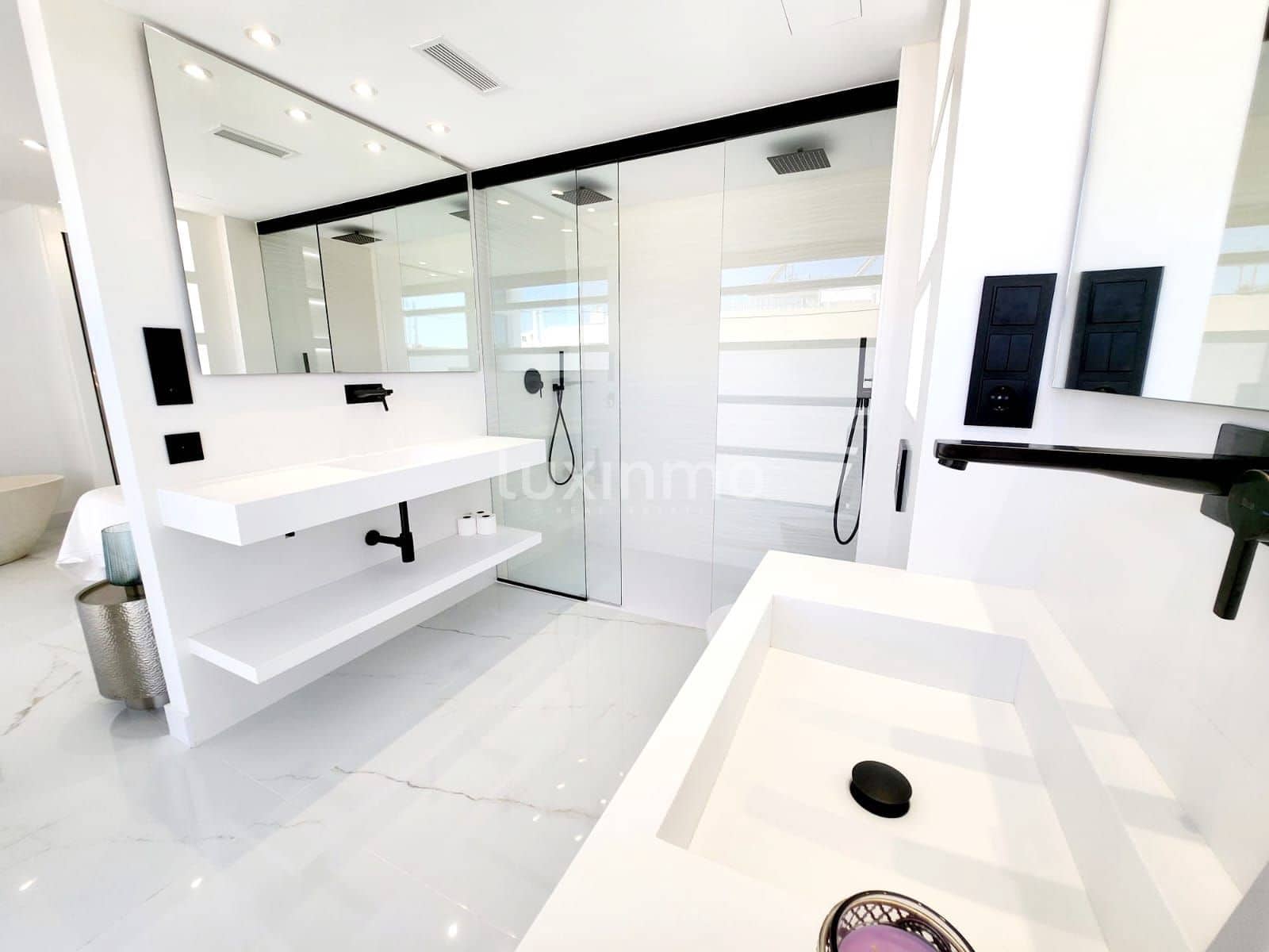 3 soverom Penthouse til salgs i Ibiza by med svømmebasseng garasje - € 1 760 000 (Ref: 8842995)