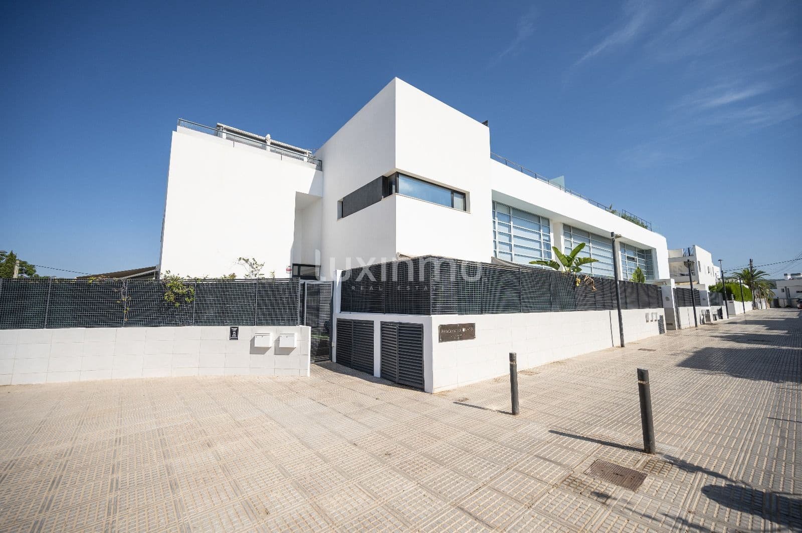 3 soverom Penthouse til salgs i Ibiza by med svømmebasseng garasje - € 1 760 000 (Ref: 8842995)