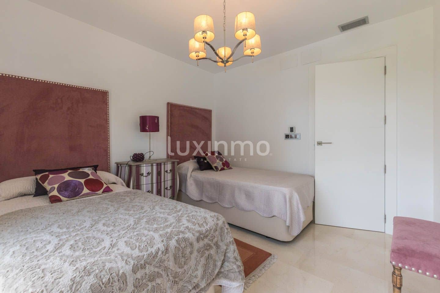 4 soverom Villa til salgs i Benissa med svømmebasseng garasje - € 1 350 000 (Ref: 8843008)