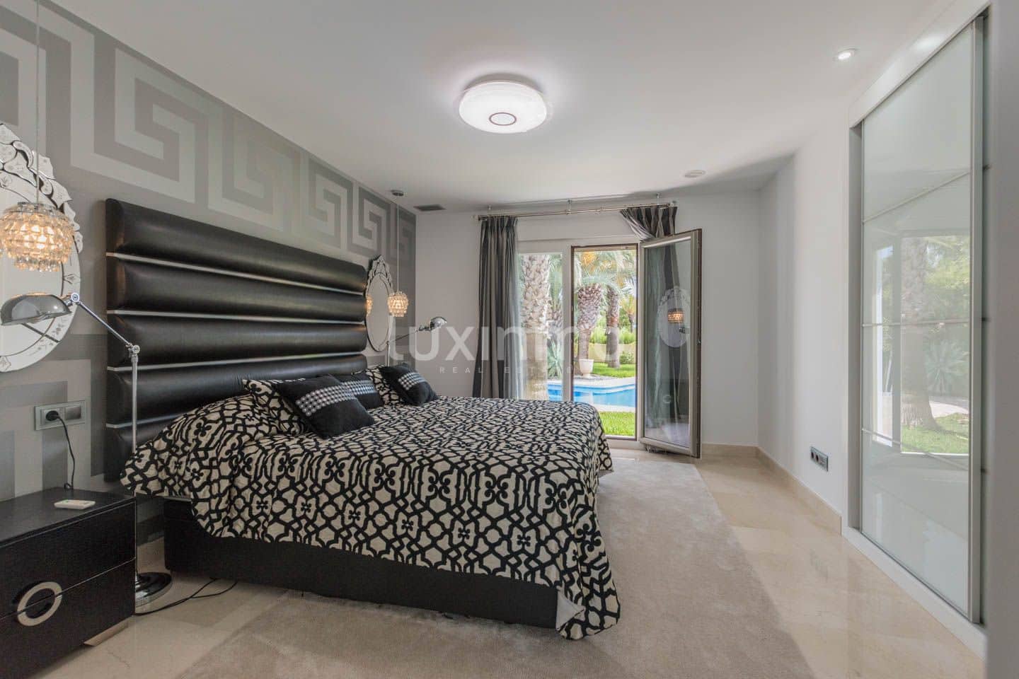 4 soverom Villa til salgs i Benissa med svømmebasseng garasje - € 1 350 000 (Ref: 8843008)