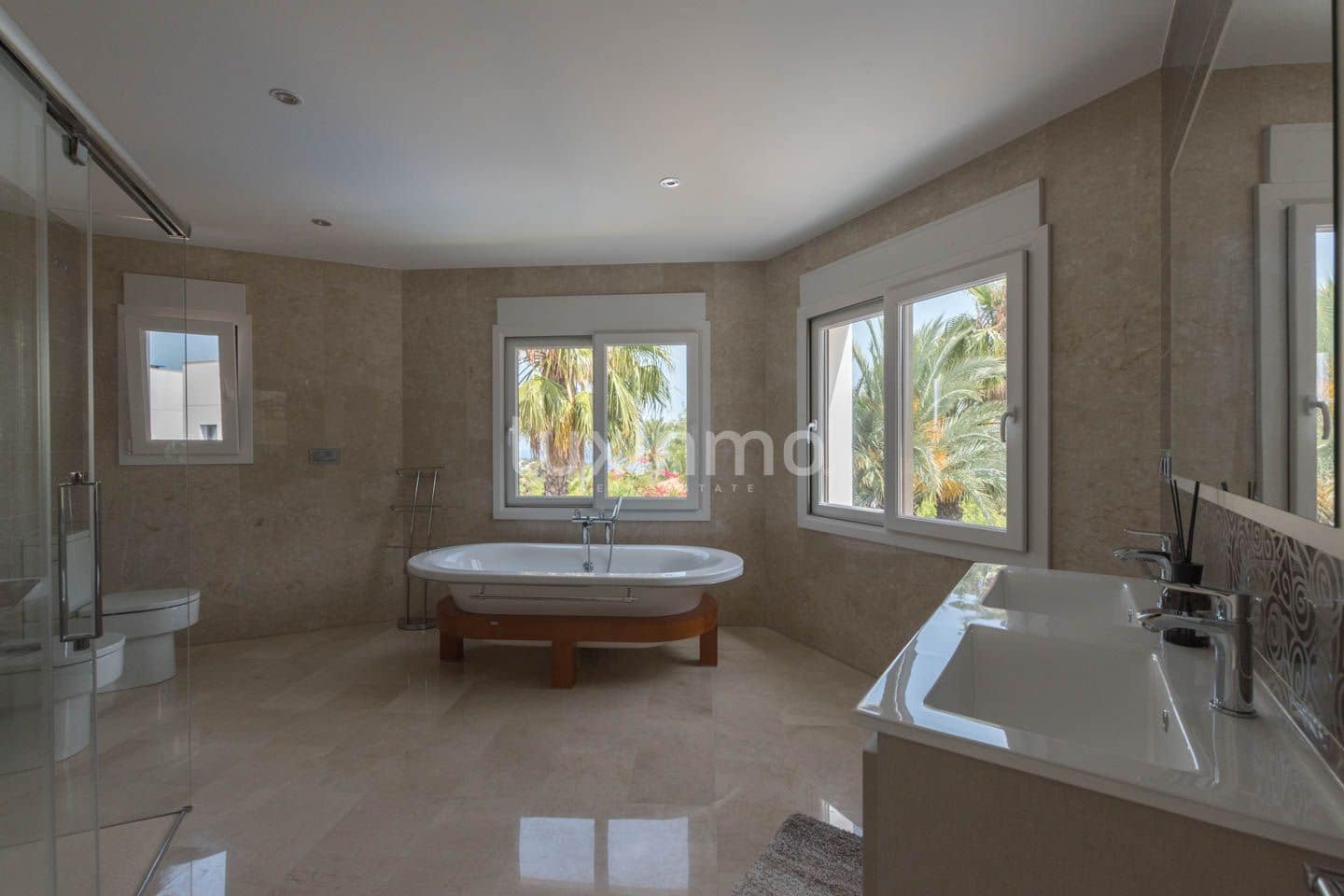 4 soverom Villa til salgs i Benissa med svømmebasseng garasje - € 1 350 000 (Ref: 8843008)