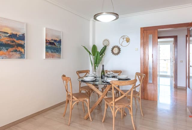 3 sovrum Lägenhet att hyra i Calpe / Calp med pool garage - 2 200 € (Ref: 8843009)