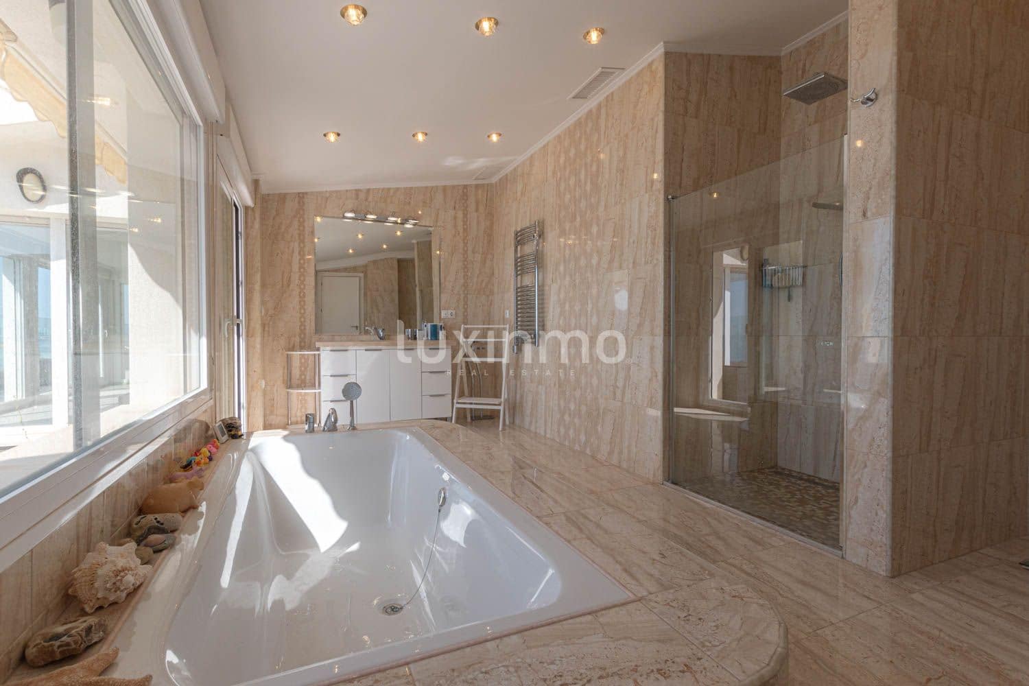 4 soveværelse Penthouse til leje i Altea med swimmingpool garage - € 10.000 (Ref: 8843012)