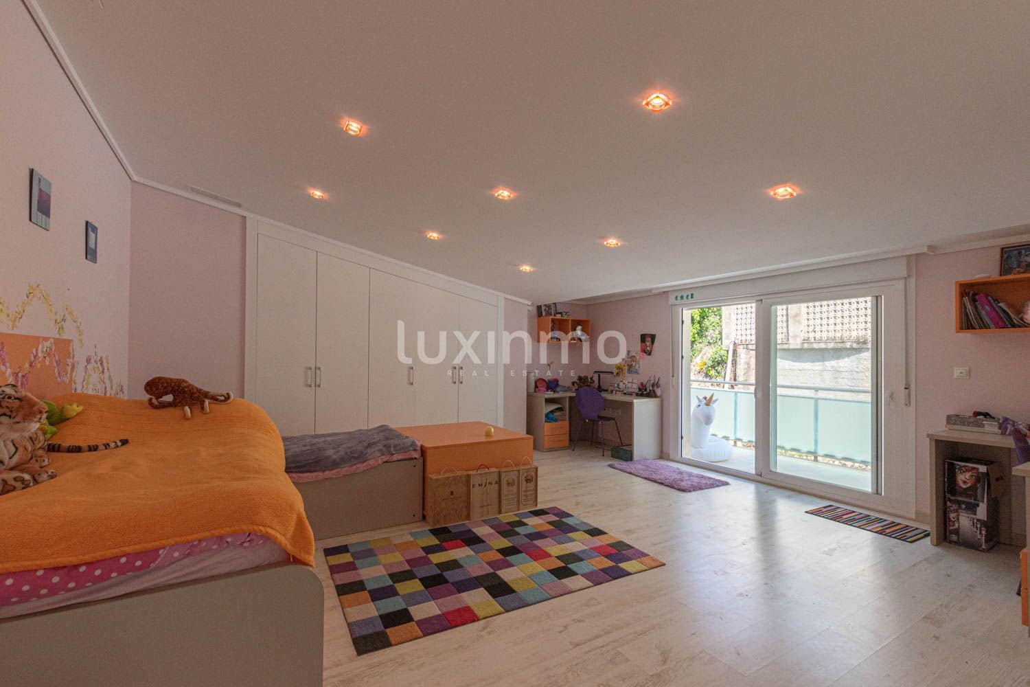 4 soveværelse Penthouse til leje i Altea med swimmingpool garage - € 10.000 (Ref: 8843012)