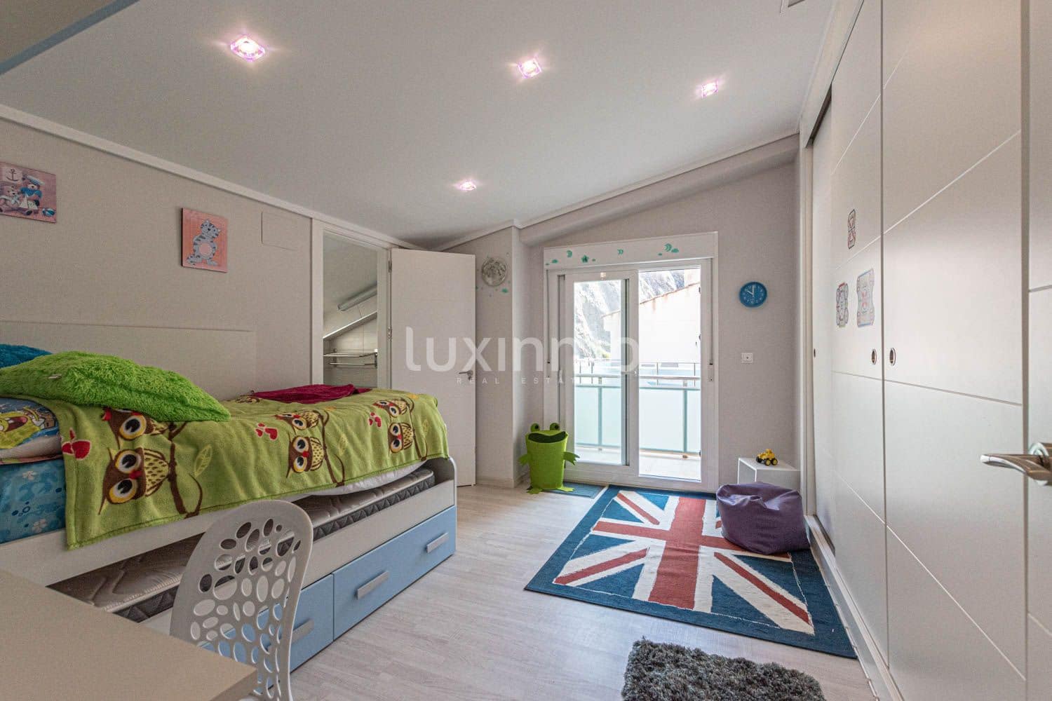 4 soveværelse Penthouse til leje i Altea med swimmingpool garage - € 10.000 (Ref: 8843012)