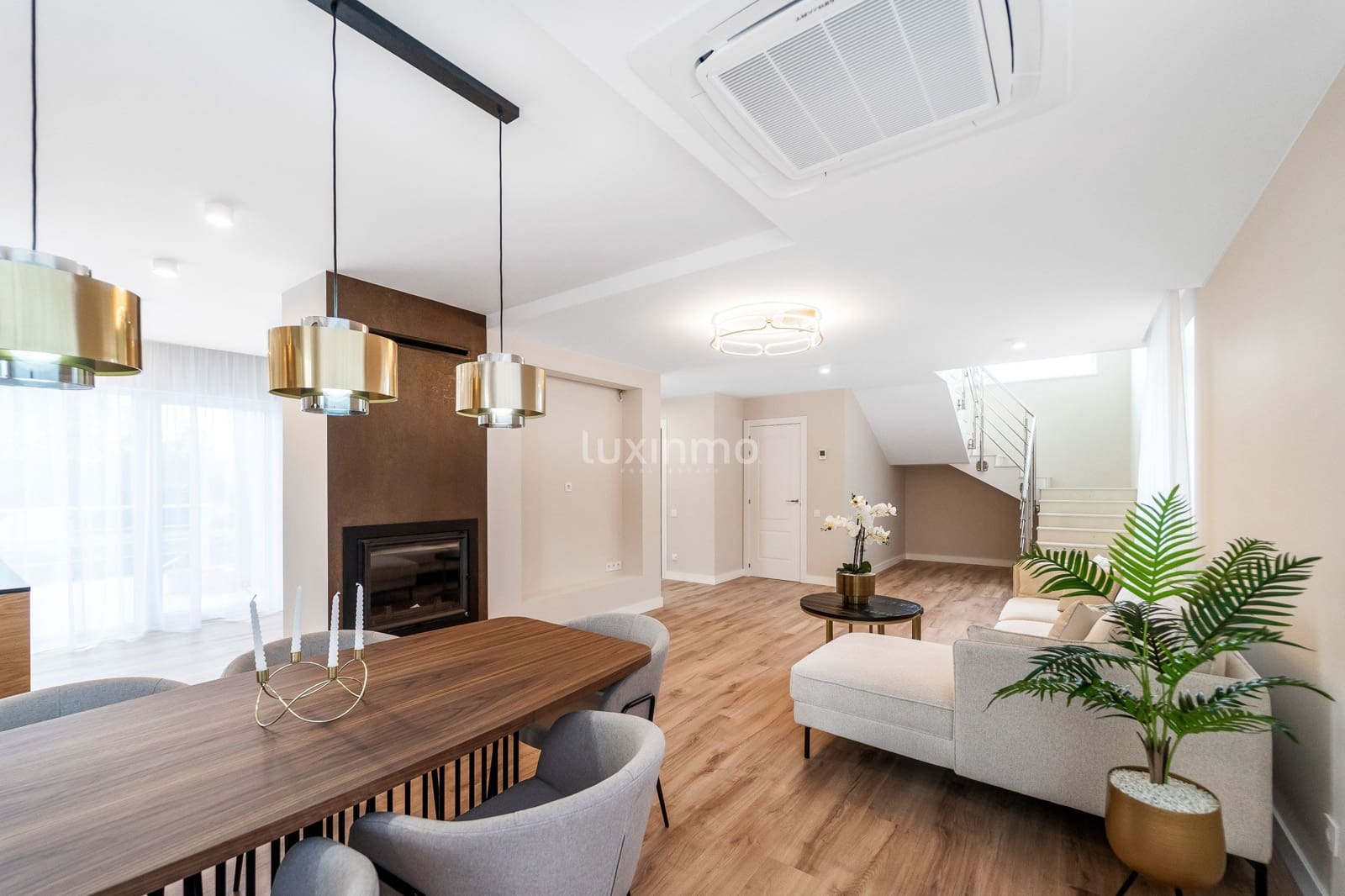 4 sypialnia Willa na sprzedaż w Calpe / Calp z basenem garażem - 1 090 000 € (Ref: 8844131)