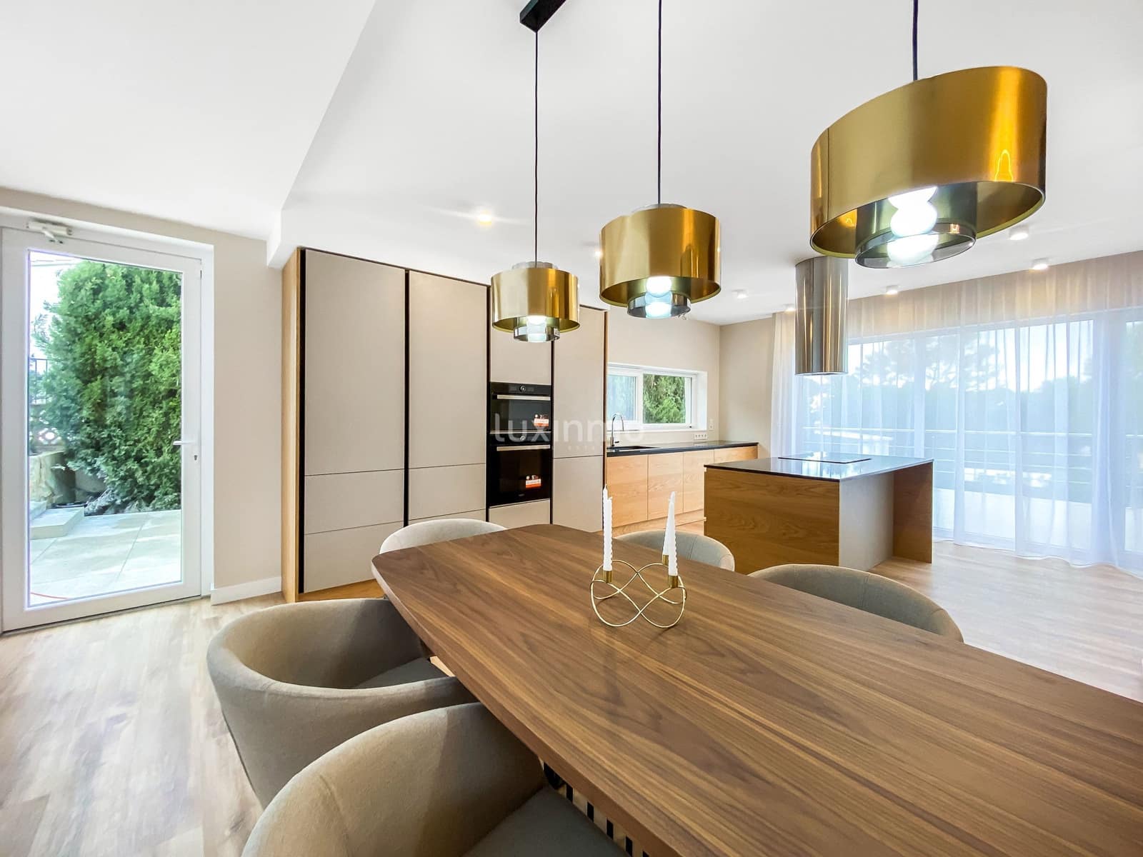 4 sypialnia Willa na sprzedaż w Calpe / Calp z basenem garażem - 1 090 000 € (Ref: 8844131)