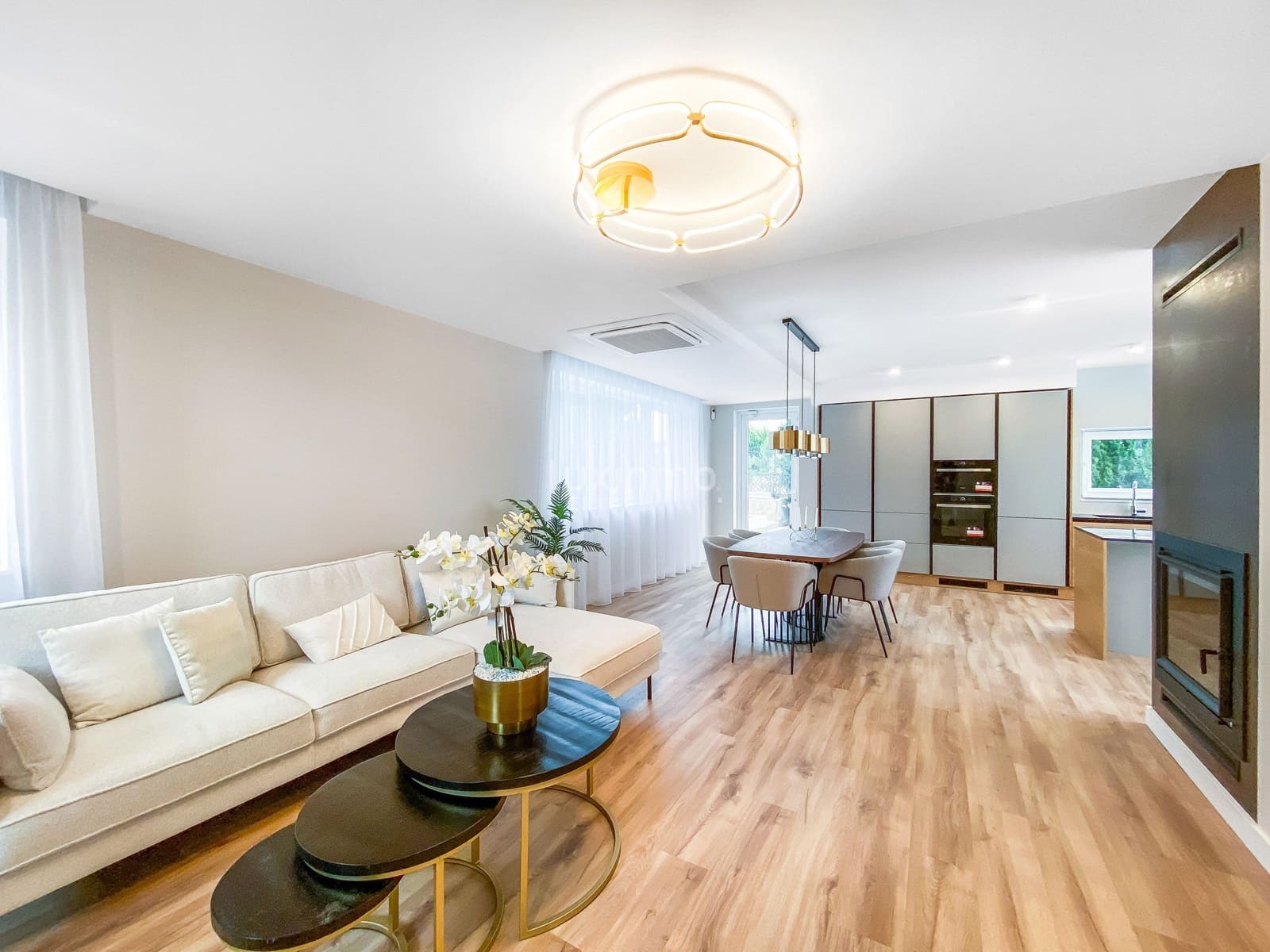 4 sypialnia Willa na sprzedaż w Calpe / Calp z basenem garażem - 1 090 000 € (Ref: 8844131)